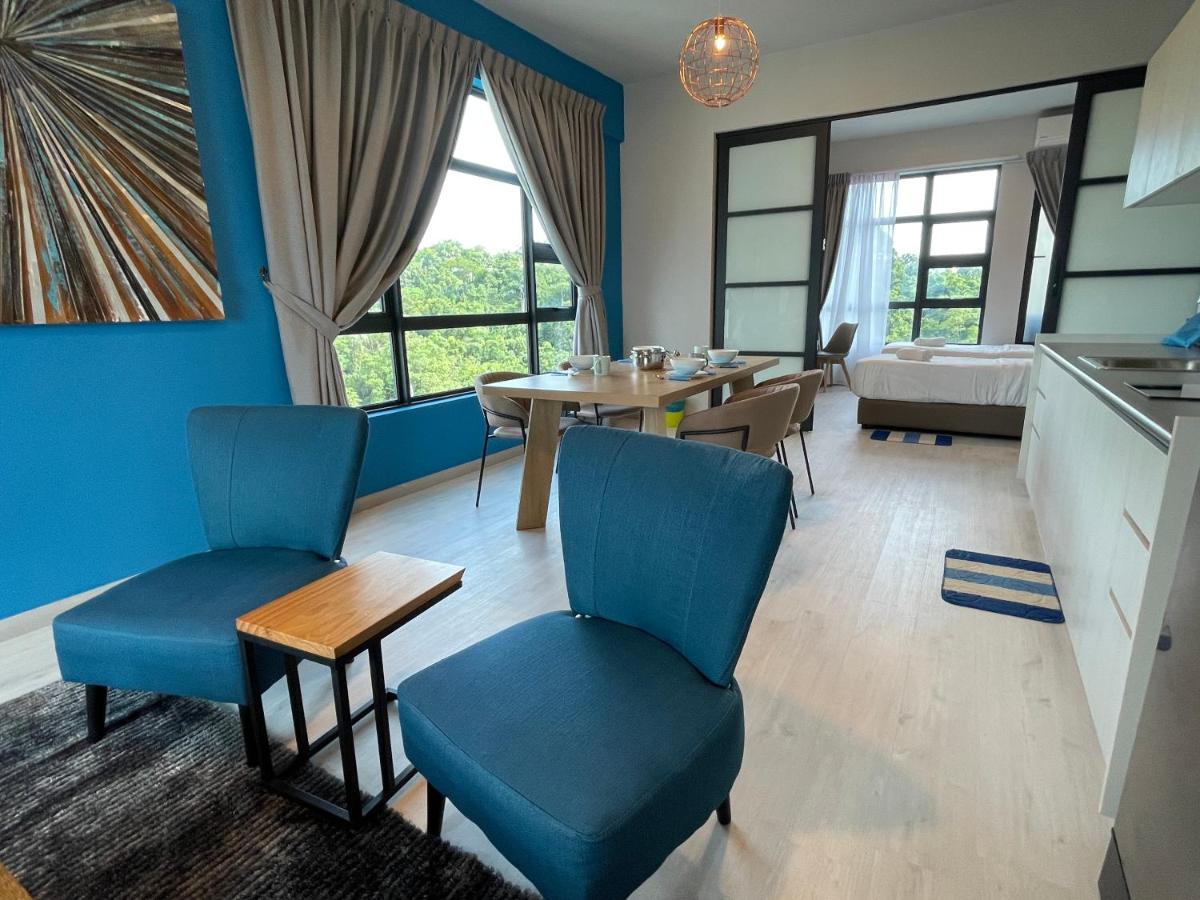 Seaview Luxury Condo Homestay 2Bed 2Bath Jesselton Quay By R2 Residence Kota Kinabalu Exterior photo