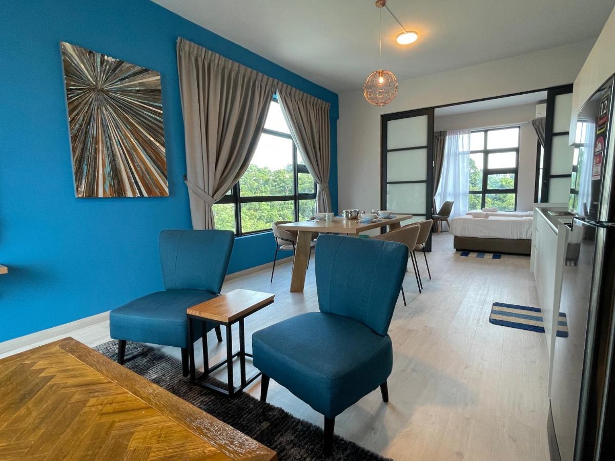 Seaview Luxury Condo Homestay 2Bed 2Bath Jesselton Quay By R2 Residence Kota Kinabalu Exterior photo