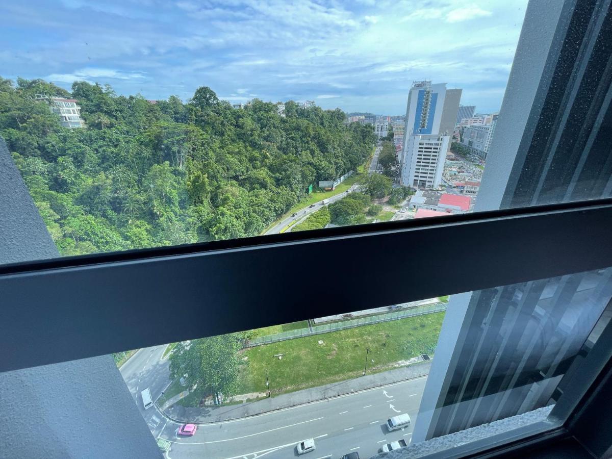 Seaview Luxury Condo Homestay 2Bed 2Bath Jesselton Quay By R2 Residence Kota Kinabalu Exterior photo